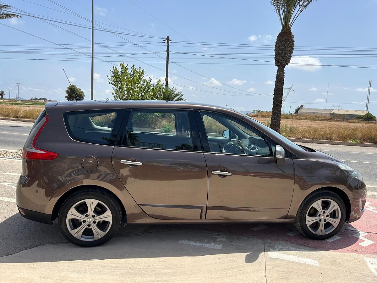 RENAULT GRAND SCENIC DYNAMIQUE 1.5 DCI SPANISH LHD IN SPAIN 105000 MILES 2010